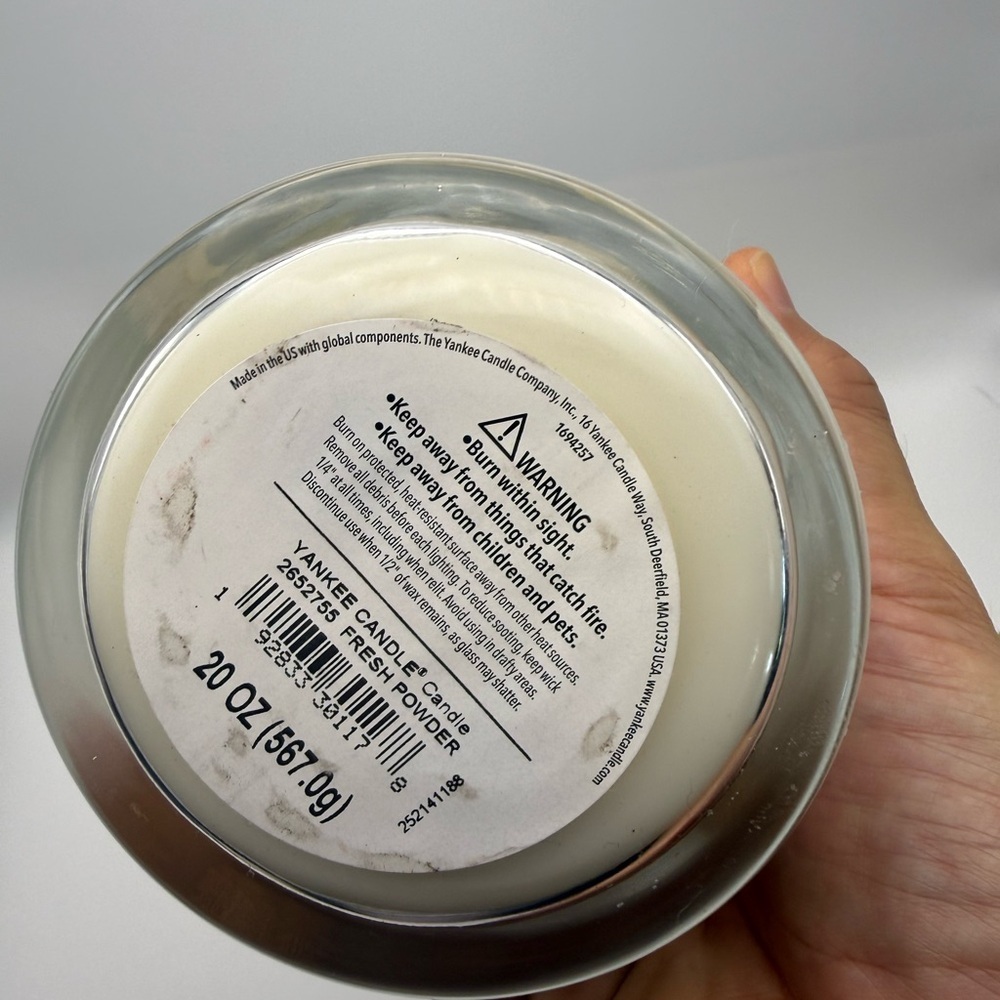 Yankee Candle Après Ski Collection fresh powder scent - Picture 3 of 3